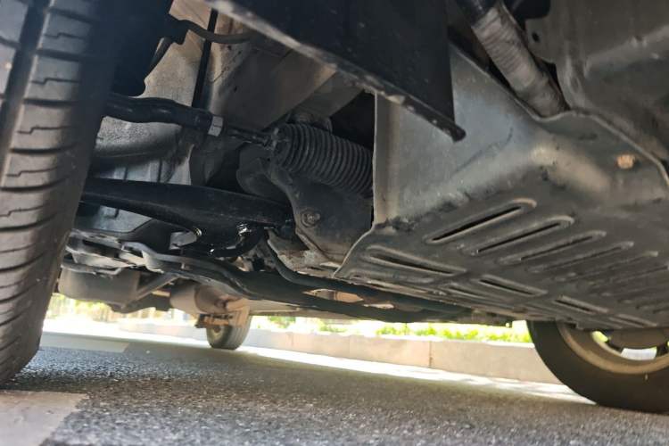 Used Wuling Hongguang V 2019 1.5L Enjoyment Version China VI LAR Chassis Front Right