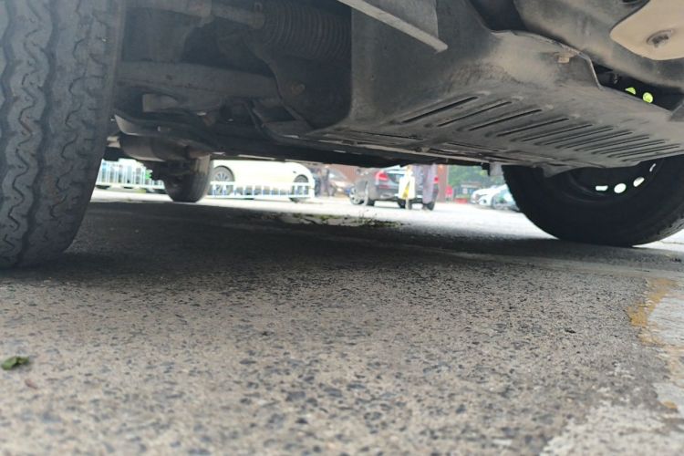 Used Wuling Hongguang V 2019 1.5L Jingqu Version China VI LAR Chassis Front Right