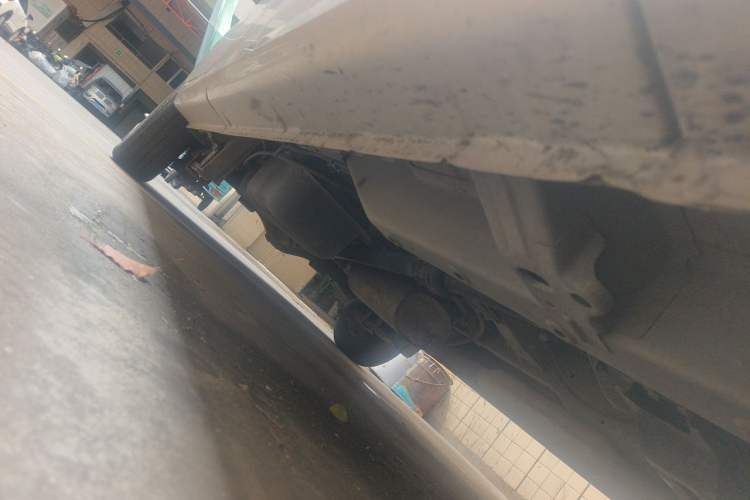 Used Wuling Hongguang V 2019 1.5L Jingqu Version China VI LAR Chassis Front Right