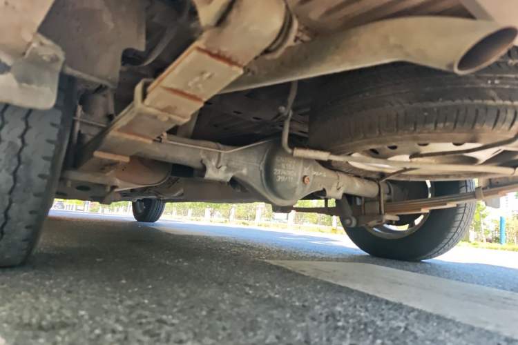 Used Wuling Hongguang V 2019 1.5L Enjoyment Version China VI LAR Chassis Rear Left