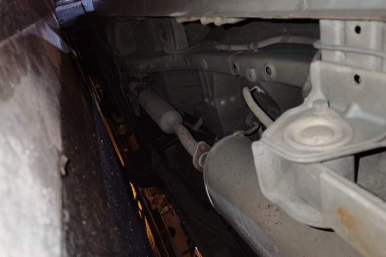 Used Wuling Hongguang V 2019 1.5L Jingqu Version L2B Chassis Rear Left