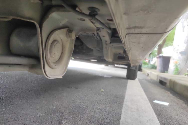 Used Wuling Hongguang V 2019 1.5L Jingqu Version China VI LAR Chassis Rear Right