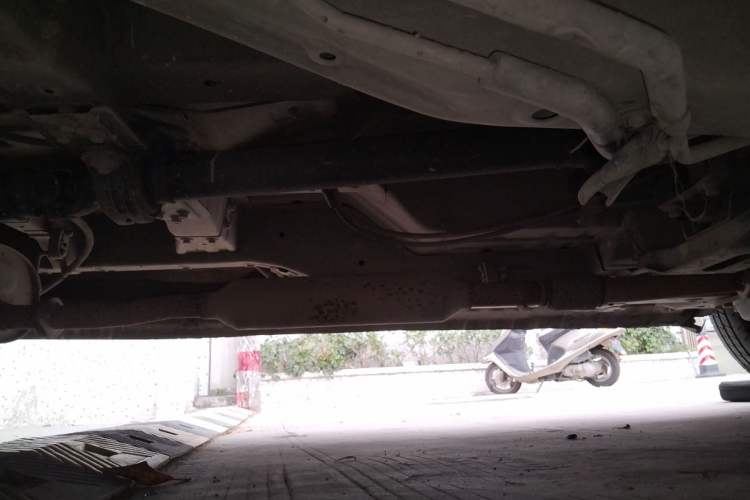 Used Wuling Hongguang V 2019 1.5L Standard Version China VI LAR Chassis Rear