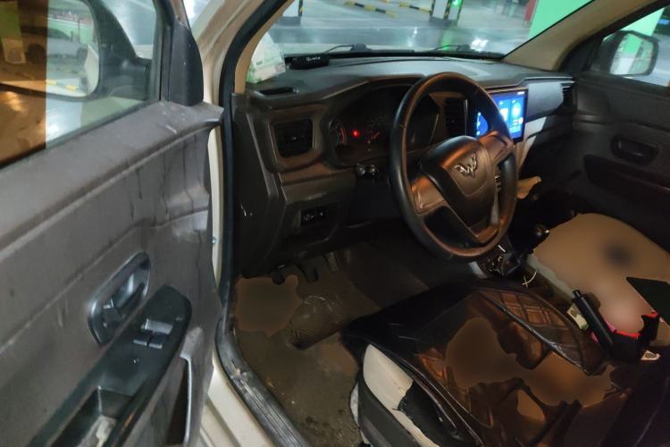 Used Wuling Hongguang V 2019 1.5L Jingqu Version China VI LAR Driver Seat