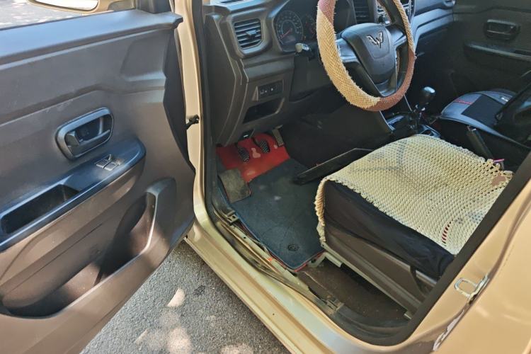 Used Wuling Hongguang V 2019 1.5L Enjoyment Version China VI LAR Driver Seat