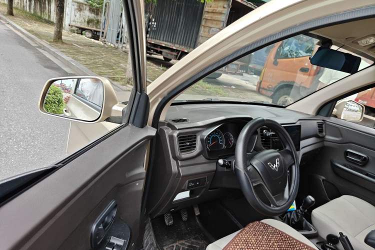 Used Wuling Hongguang V 2019 1.5L Enjoyment Version China VI LAR Driver Seat