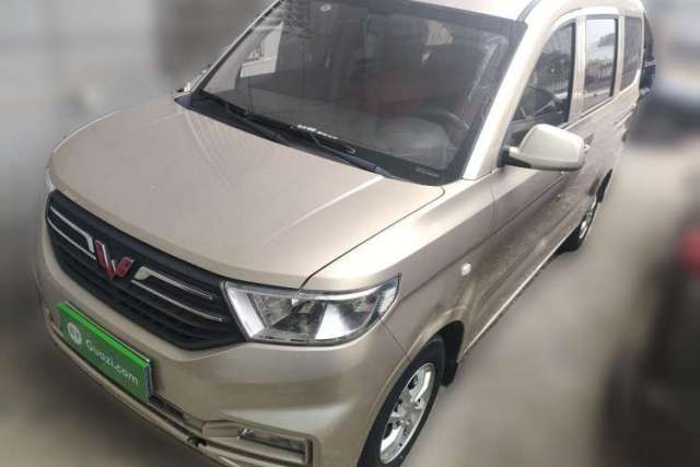 Ojetý Wuling Hongguang V 2019 1.5L Standard Version L2B