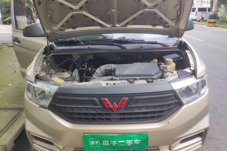 Used Wuling Hongguang V 2019 1.5L Jingqu Version China VI LAR Engine Bay