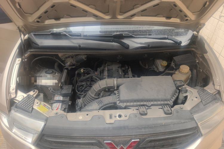 Used Wuling Hongguang V 2019 1.5L Jingqu Version China VI LAR Engine Bay