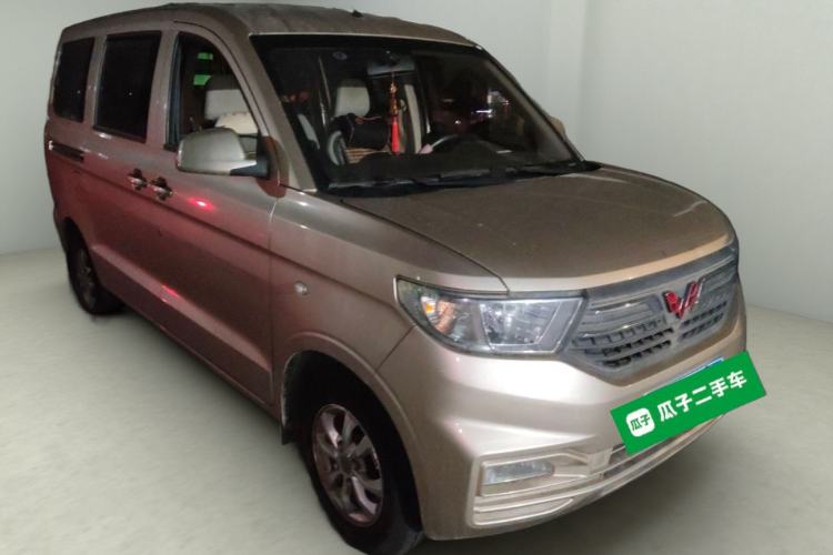 Used Wuling Hongguang V 2019 1.5L Enjoyment Version China VI LAR Exterior 2
