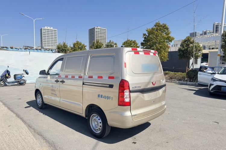 Used Wuling Hongguang V 2019 1.5L Jingqu Edition Sealed-Window Vehicle China VI LAR Exterior 6