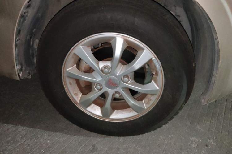 Used Wuling Hongguang V 2019 1.5L Enjoyment Version China VI LAR Exterior 7