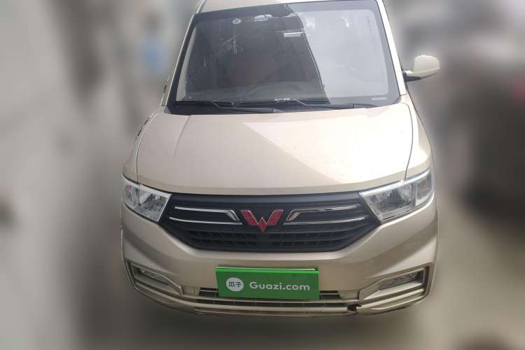 Used Wuling Hongguang V 2019 1.5L Standard Version L2B Front
