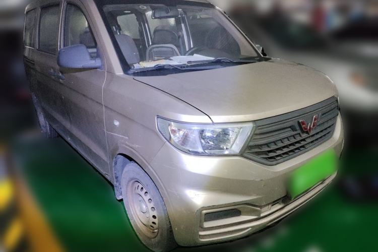 Used Wuling Hongguang V 2019 1.5L Jingqu Version China VI LAR Front Right 45 Deg
