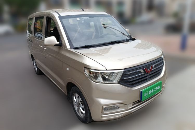 Used Wuling Hongguang V 2019 1.5L Enjoyment Version China VI LAR Front Right 45 Deg