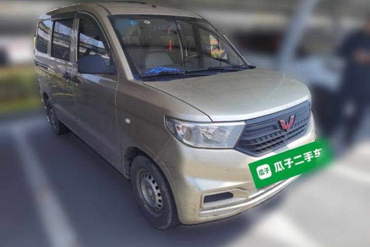 Used Wuling Hongguang V 2019 1.5L Jingqu Version China VI LAR Front Right 45 Deg