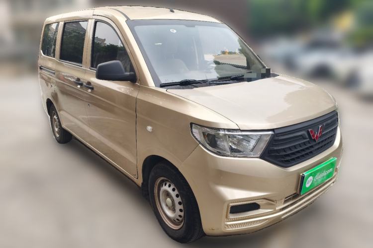 Used Wuling Hongguang V 2019 1.5L Jingqu Version China VI LAR Front Right 45 Deg