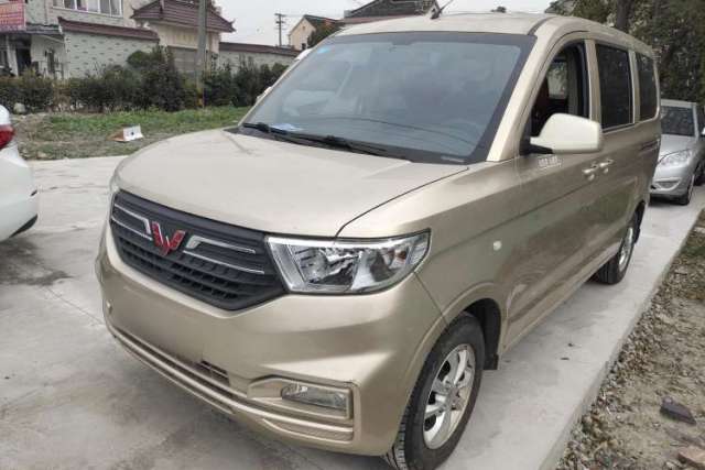 Used Wuling Hongguang V 2019 1.5L Enjoyment Version China VI LAR
