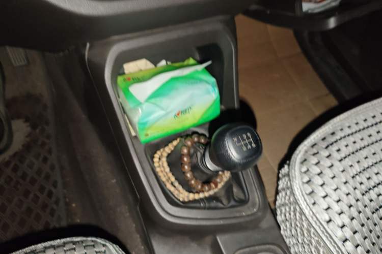 Used Wuling Hongguang V 2019 1.5L Jingqu Version China VI LAR Gear Lever