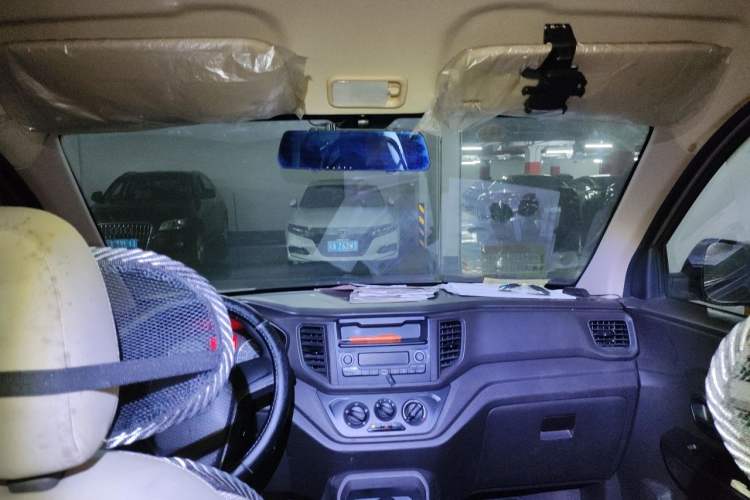 Used Wuling Hongguang V 2019 1.5L Jingqu Version China VI LAR Headliner