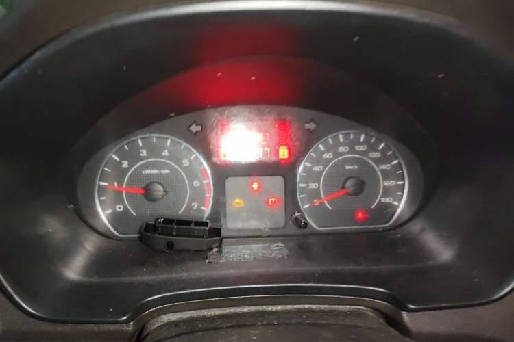 Used Wuling Hongguang V 2019 1.5L Jingqu Version China VI LAR Instrument Cluster