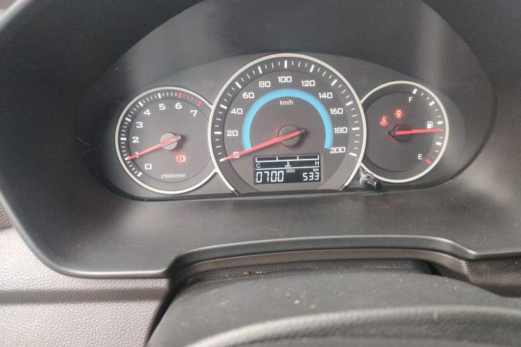 Used Wuling Hongguang V 2019 1.5L Standard Version L2B Instrument Cluster