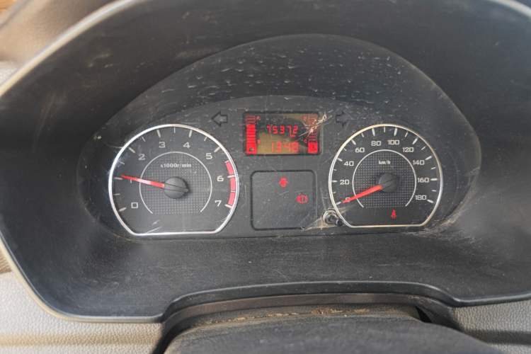 Used Wuling Hongguang V 2019 1.5L Standard Version China VI LAR Instrument Cluster