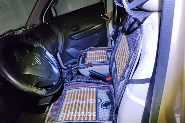 Used Wuling Hongguang V 2019 1.5L Jingqu Version China VI LAR Left Front Seat