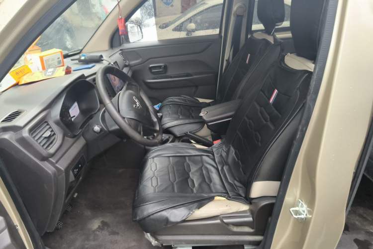Used Wuling Hongguang V  Left Front Seat