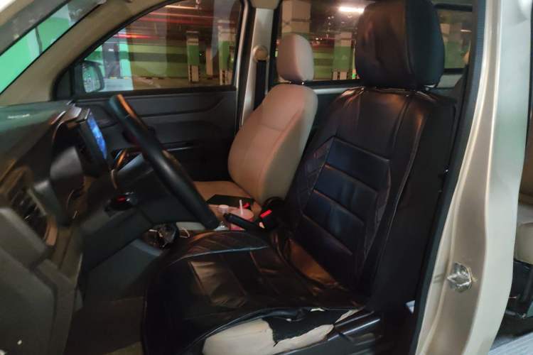 Used Wuling Hongguang V 2019 1.5L Jingqu Version China VI LAR Left Front Seat