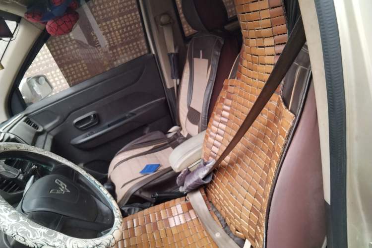 Used Wuling Hongguang V 2019 1.5L Standard Version China VI LAR Left Front Seat