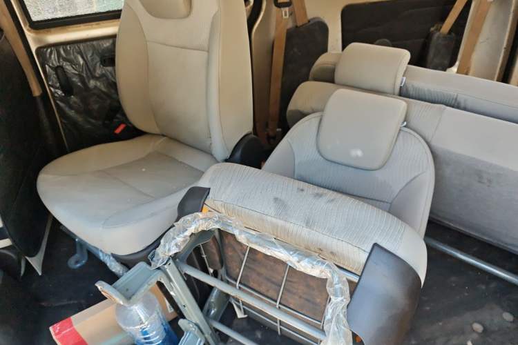 Used Wuling Hongguang V 2019 1.5L Standard Version China VI LAR Left Rear Seat