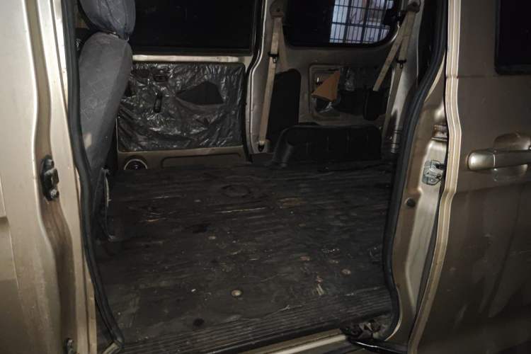 Used Wuling Hongguang V 2019 1.5L Enjoyment Version China VI LAR Left Rear Seat