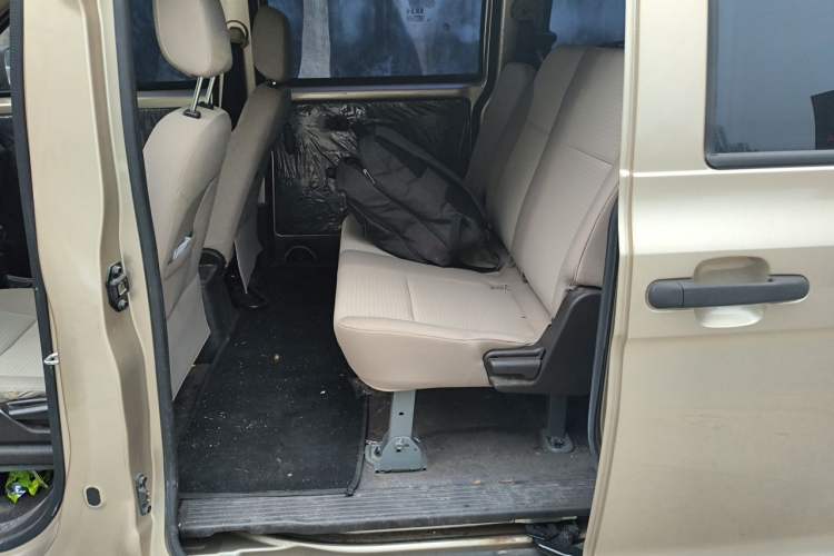 Used Wuling Hongguang V 2019 1.5L Jingqu Version China VI LAR Left Rear Seat
