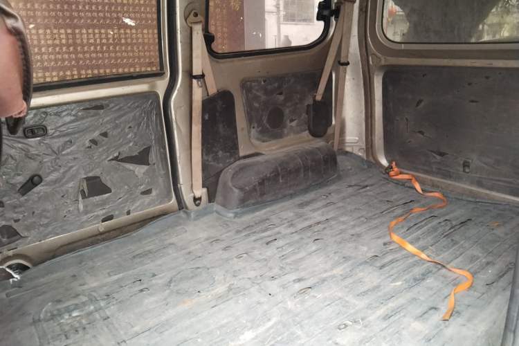 Used Wuling Hongguang V 2019 1.5L Standard Version China VI LAR Left Rear Seat