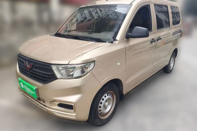 Used Wuling Hongguang V 2019 1.5L Jingqu Version China VI LAR