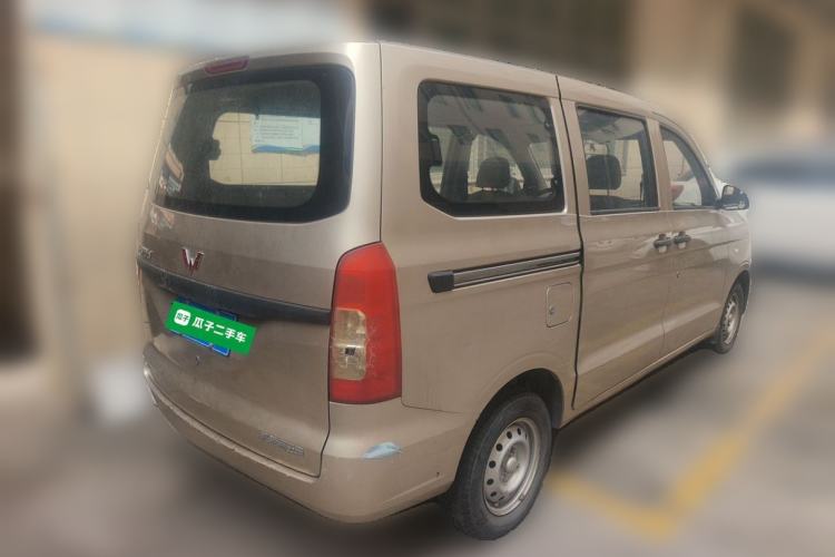 Used Wuling Hongguang V 2019 1.5L Jingqu Version China VI LAR Rear Right 45 Deg