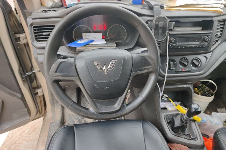 Used Wuling Hongguang V 2019 1.5L Jingqu Version China VI LAR Steering Wheel