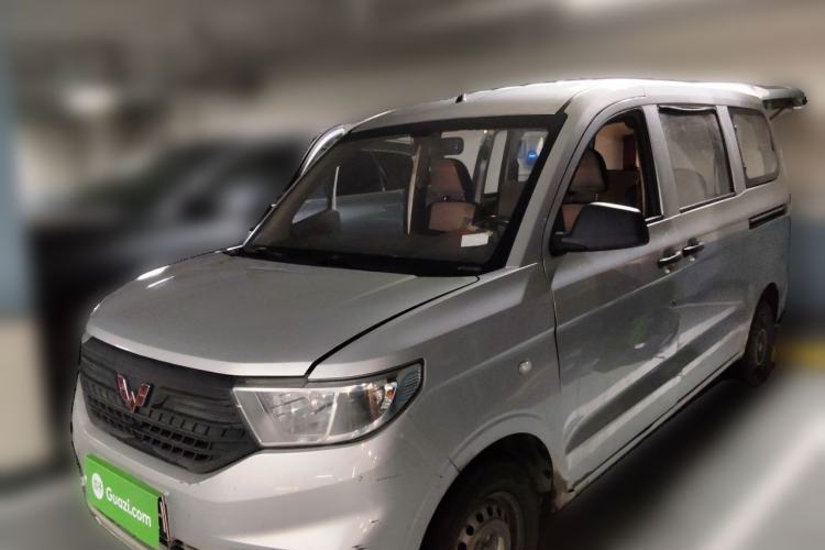 Używany Wuling Hongguang V 2019 1.5L Standard Version China VI LAR Guazi used car, China used car export, Used car for sale, Used cars, Cheapest cars for sale
