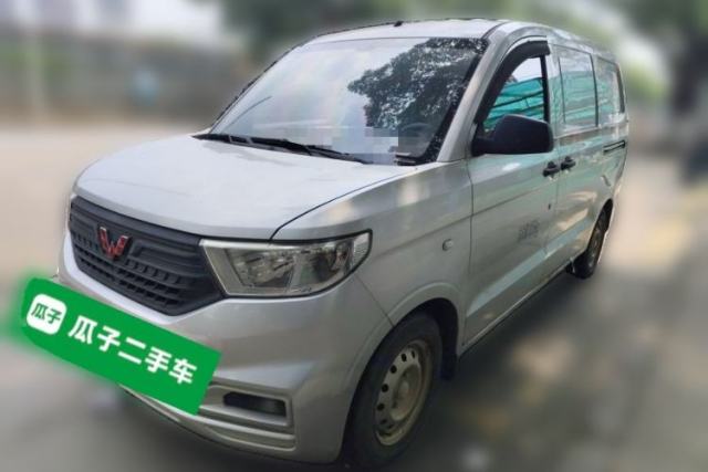 Used Wuling Hongguang V 2019 1.5L Jingqu Edition Sealed-Window Vehicle China VI LAR