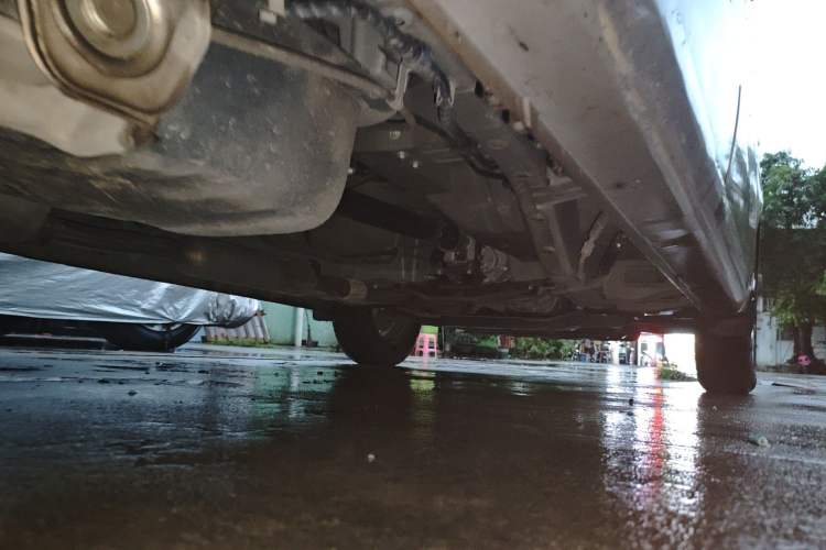 Used Wuling Hongguang V 2019 1.5L Enjoyment Version China VI LAR Chassis Rear Right