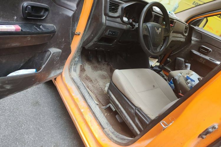 Used Wuling Hongguang V 2019 1.5L Jingqu Version China VI LAR Driver Seat
