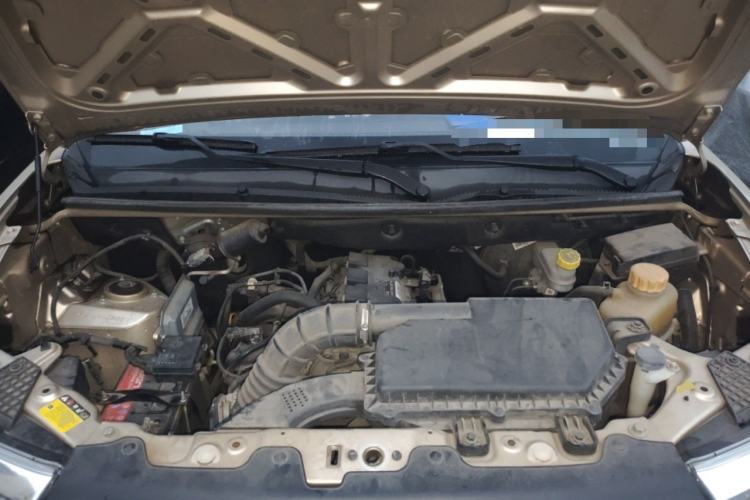 Used Wuling Hongguang V 2019 1.5L Enjoyment Version China VI LAR Engine Bay