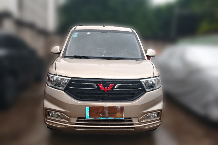 Used Wuling Hongguang V 2019 1.5L Enjoyment Version China VI LAR Front
