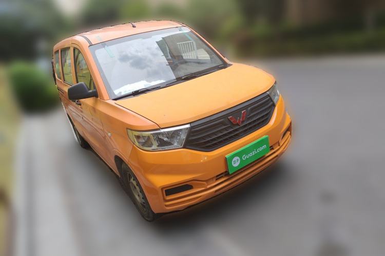 Used Wuling Hongguang V 2019 1.5L Jingqu Version China VI LAR Front Right 45 Deg