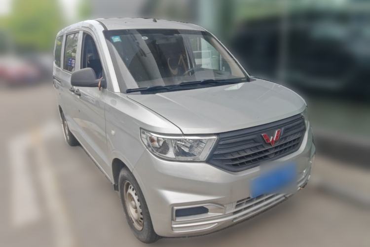 Used Wuling Hongguang V 2019 1.5L Jingqu Version China VI LAR Front Right 45 Deg