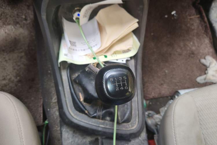Used Wuling Hongguang V 2019 1.5L Jingqu Version China VI LAR Gear Lever