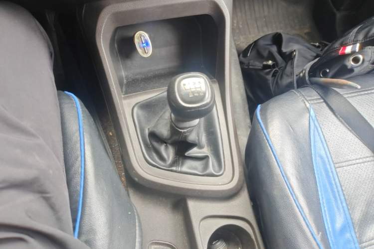 Used Wuling Hongguang V 2019 1.5L Jingqu Version China VI LAR Gear Lever