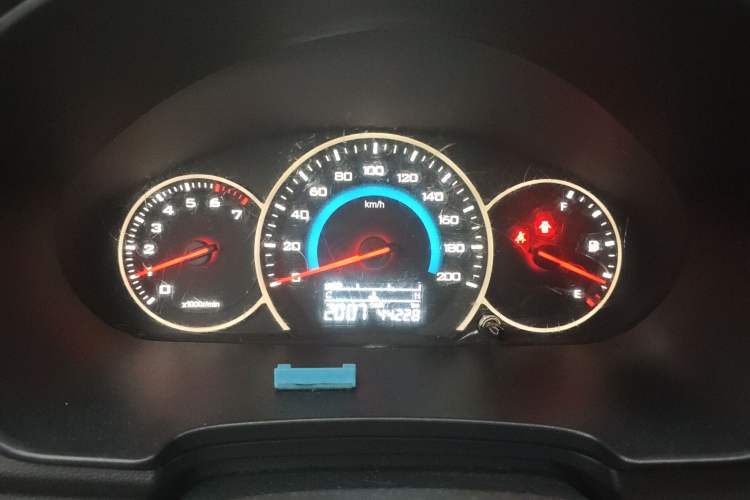 Used Wuling Hongguang V 2019 1.5L Enjoyment Version China VI LAR Instrument Cluster