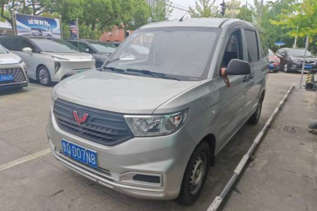 Used Wuling Hongguang V 2019 1.5L Jingqu Version China VI LAR